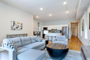 2 Suites 2 Floors in Downtown Chicago